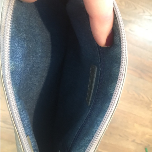 Neiman  Marcus Silver leather mini bag hobo - Picture 3 of 4